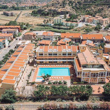 Club Malaspina Hotel&resort Bosa Exterior foto